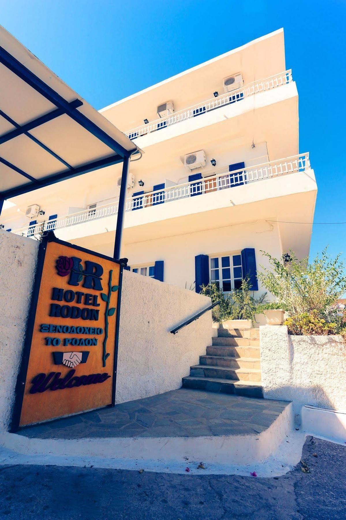 Hotel Rodon Skala  Exterior photo